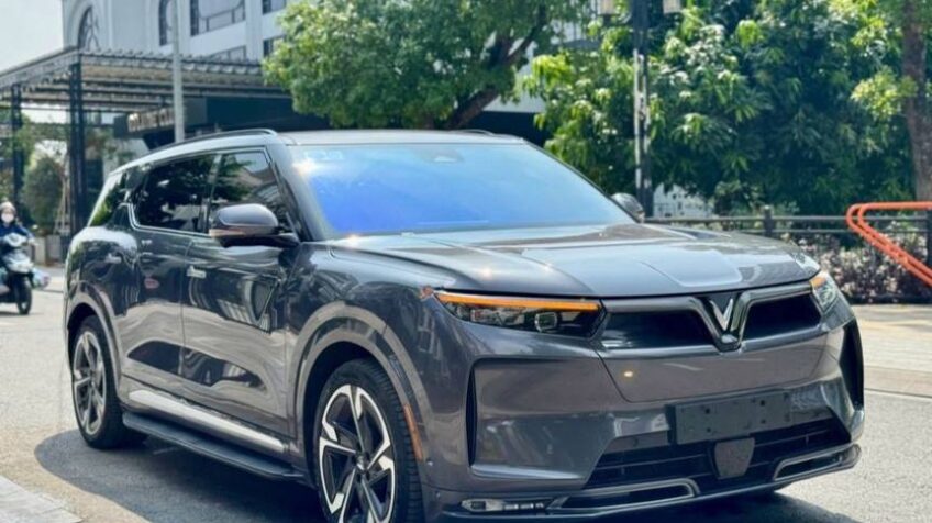 Bán xe Vinfast VF9 Plus AT – 2023 Cũ