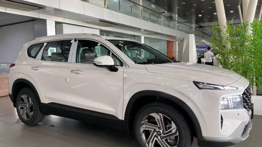 Bán xe Hyundai SantaFe Tiêu chuẩn 2.5L AT – 2024 Mới