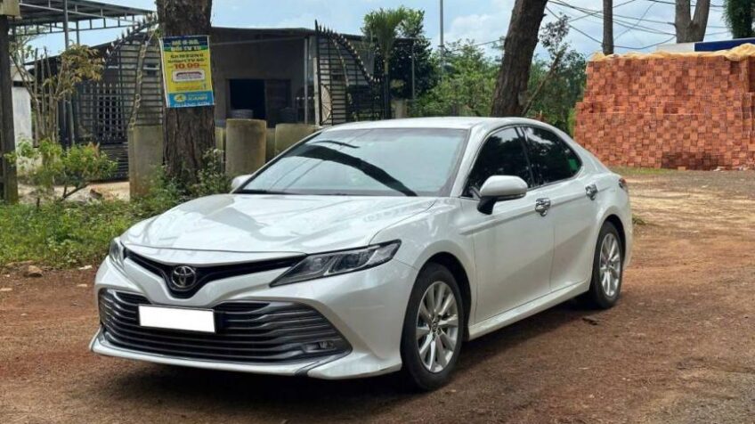 Bán xe Toyota Camry 2.0G AT – 2020 Cũ