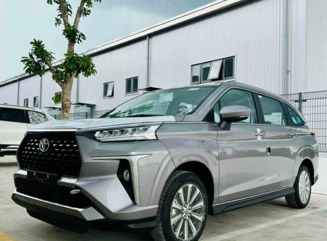 Bán xe Toyota Veloz Cross 1.5 CVT AT – 2024 Mới