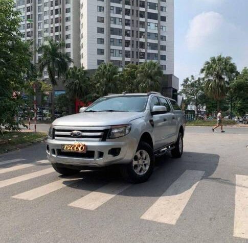 Bán xe Ford Ranger XLS 2.2L 4×2 MT – 2015 Cũ