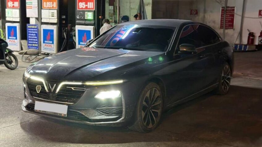 Bán xe Vinfast Lux A 2.0 Premium AT – 2019 Cũ