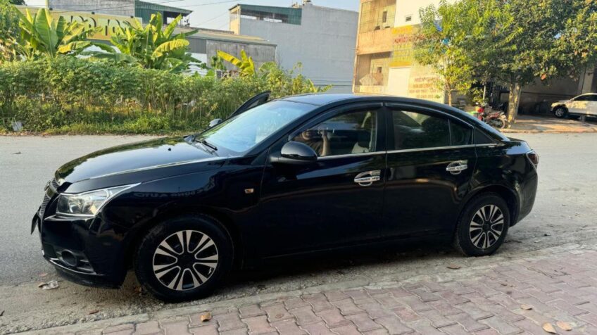 Bán xe Chevrolet Cruze LS 1.6 MT – 2010 Cũ