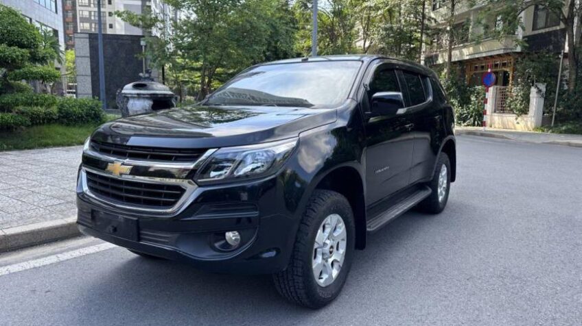 Bán xe Chevrolet Trailblazer LT 2.5L VGT 4×2 AT – 2018 Cũ