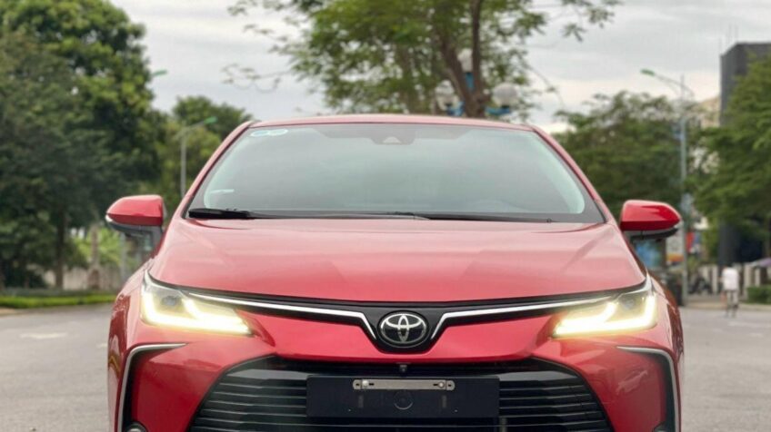 Bán xe Toyota Corolla Altis 1.8V AT – 2023 Cũ