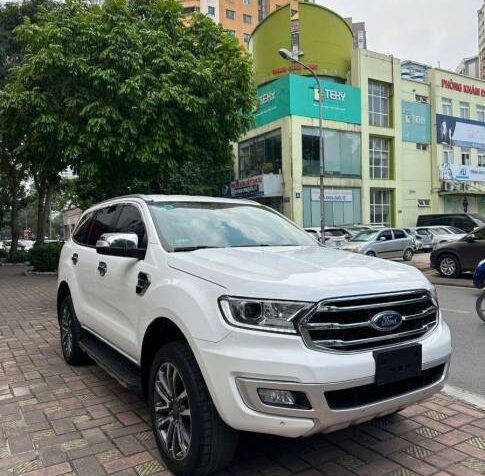 Bán xe Ford Everest Titanium 2.0L 4×2 AT – 2020 Cũ