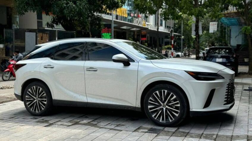 Bán xe Lexus RX 350 Premium AT – 2023 Cũ