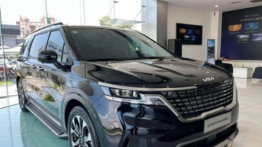 Bán xe Kia Carnival Signature 3.5G AT – 2024 Mới