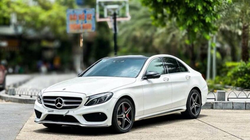 Bán xe Mercedes C class C300 AMG AT – 2016 Cũ