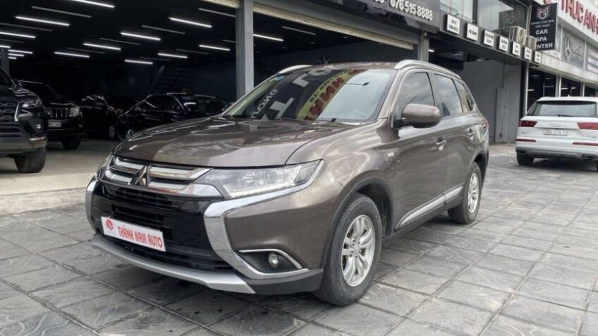 Bán xe Mitsubishi Outlander 2.0 STD AT – 2016 Cũ