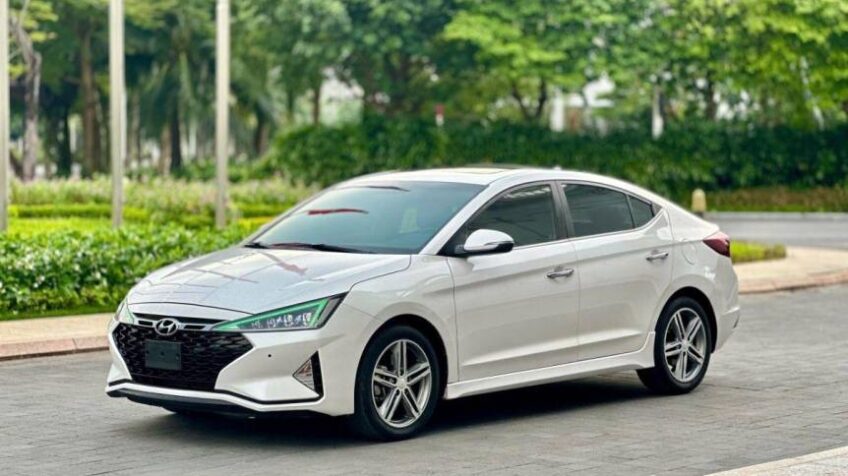 Bán xe Hyundai Elantra Sport 1.6 AT – 2019 Cũ