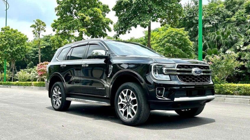 Bán xe Ford Everest Titanium 2.0L 4×2 AT – 2024 Cũ