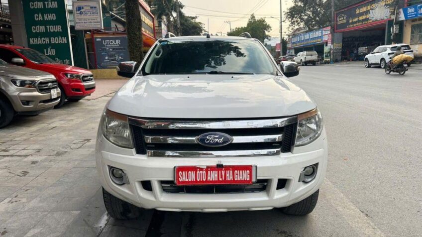 Bán xe Ford Ranger XLT 2.2L 4×4 MT – 2012 Cũ