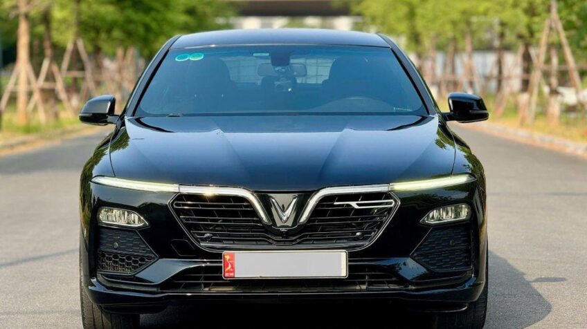 Bán xe VinFast Lux A 2.0 Base AT – 2021 Cũ