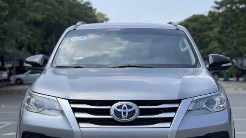 Bán xe Toyota Fortuner 2.4G 4×2 MT – 2017 Cũ