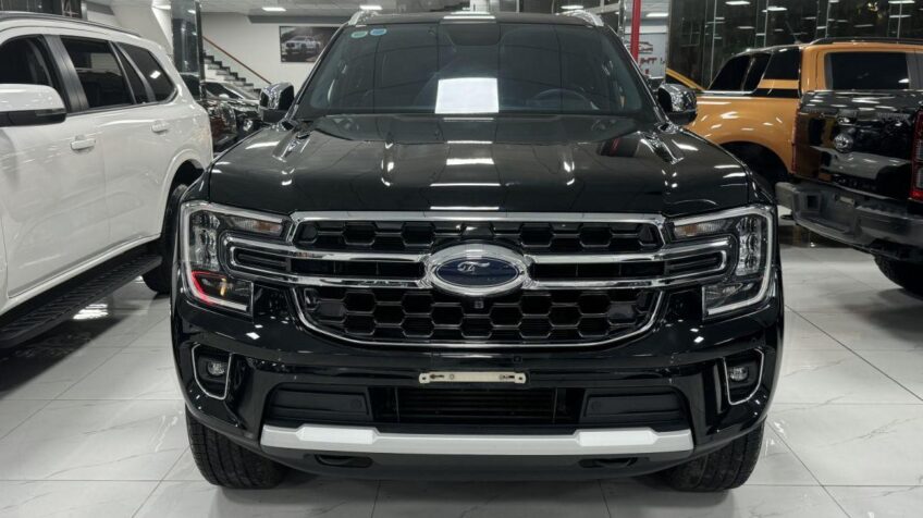 Bán xe Ford Everest Titanium 2.0L 4×2 AT – 2022 Cũ
