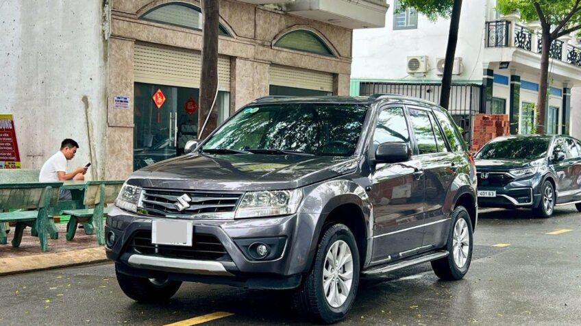 Bán xe Suzuki Vitara 2.0 AT – 2013 Cũ
