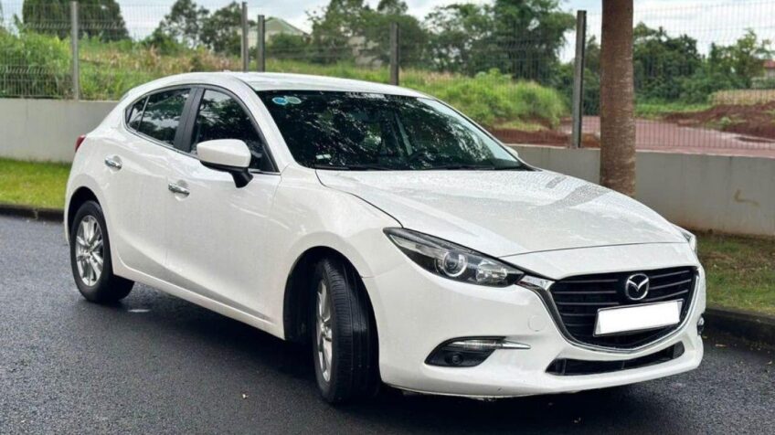 Bán xe Mazda 3 1.5 AT – 2018 Cũ