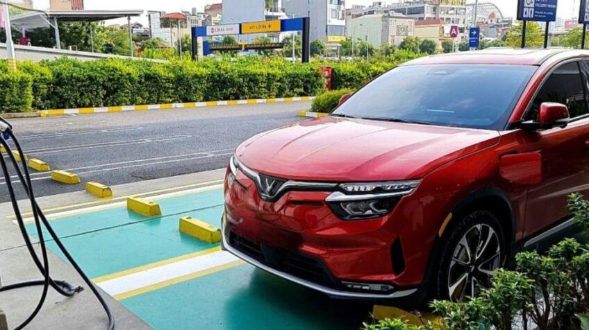 Bán xe VinFast VF8 Plus AT – 2022 Cũ