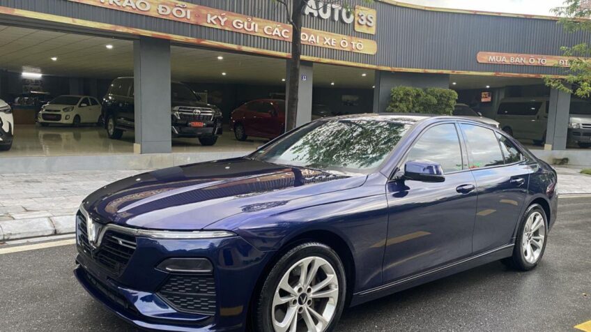 Bán xe VinFast Lux A 2.0  AT – 2019 Cũ
