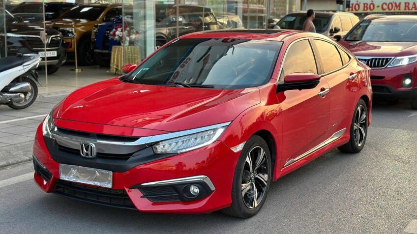 Bán xe Honda Civic 1.5L Vtec Turbo AT – 2017 Cũ