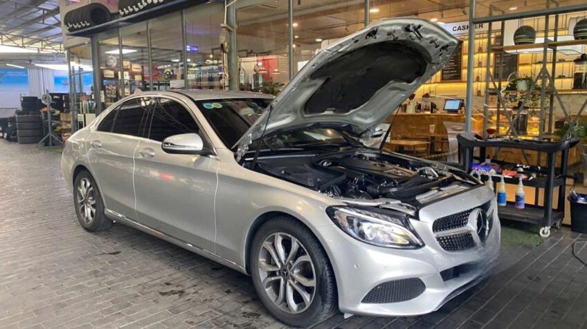 Bán xe Mercedes C class C200 AT – 2017 Cũ