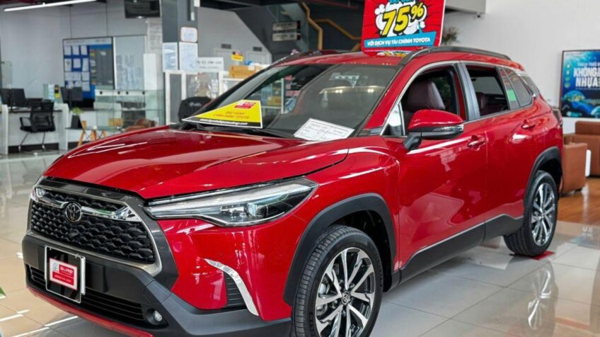 Bán xe Toyota Corolla Cross 1.8V AT – 2022 Cũ