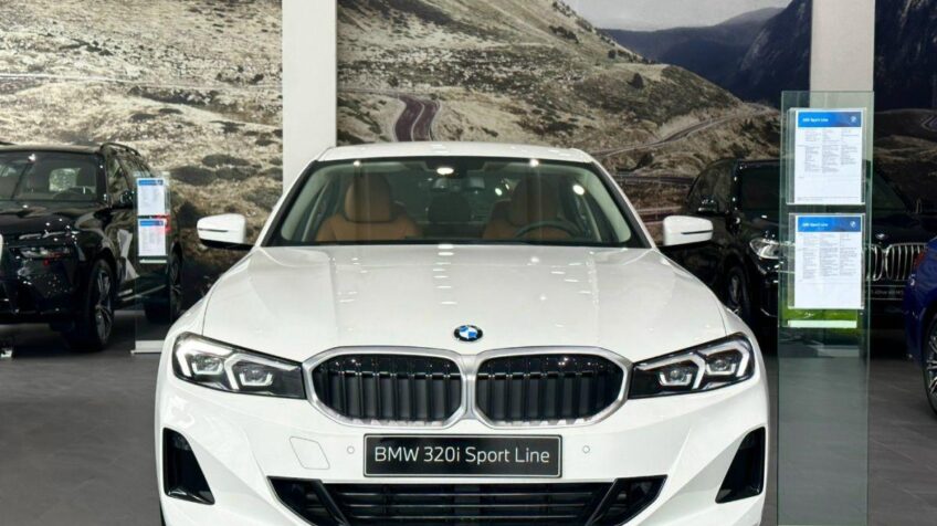 Bán xe BMW 3 Series 320i Sport Line AT – 2024 Mới