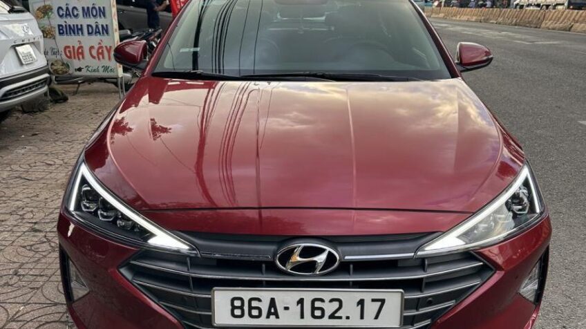 Bán xe Hyundai Elantra 2.0 AT – 2020 Cũ