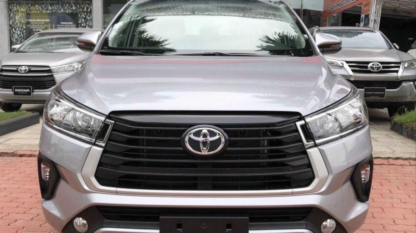Bán xe Toyota Innova E 2.0 MT – 2024 Mới