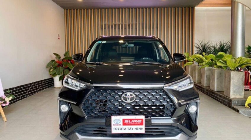 Bán xe Toyota Veloz Cross 1.5 CVT AT – 2022 Cũ