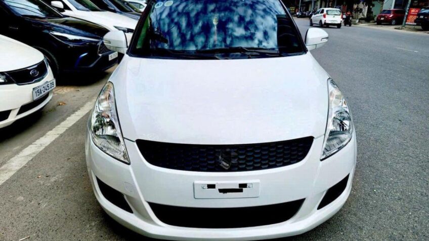 Bán xe Suzuki Swift 1.4 AT – 2013 Cũ