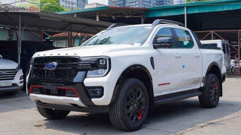 Bán xe Ford Ranger Stormtrak 2.0L 4×4 AT – 2024 Mới