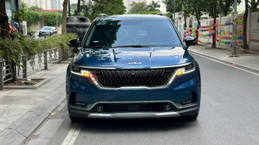 Bán xe Kia Carnival Premium 2.2D AT – 2021 Cũ