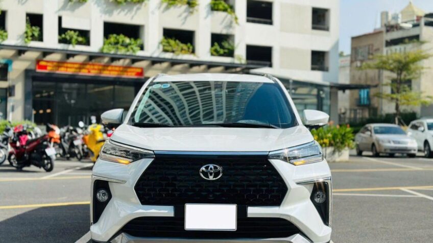 Bán xe Toyota Veloz Cross Top 1.5 CVT AT – 2023 Cũ