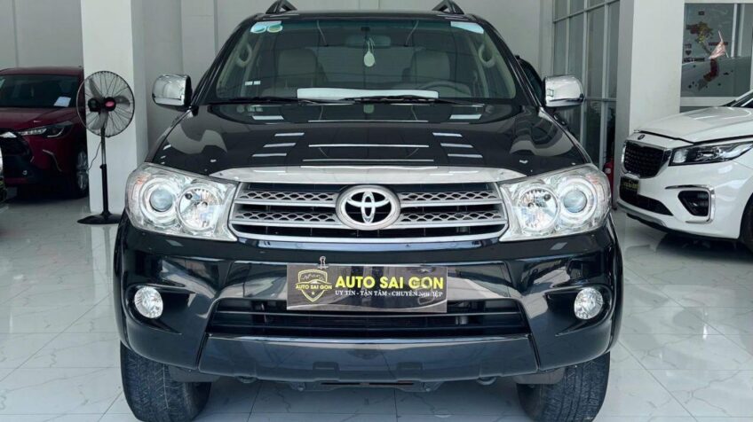 Bán xe Toyota Fortuner 2.7V 4×4 AT – 2011 Cũ