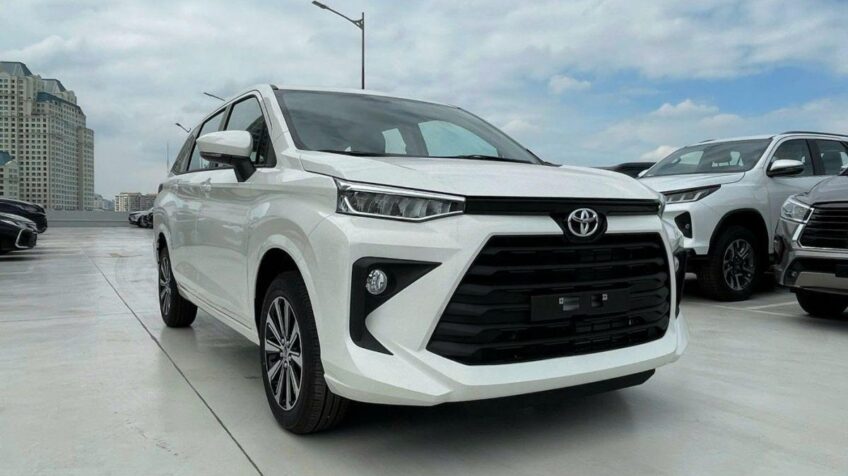 Bán xe Toyota Avanza Premio 1.5 AT – 2024 Mới