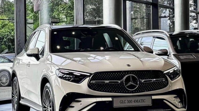 Bán xe Mercedes GLC 300 4Matic AT – 2024 Mới