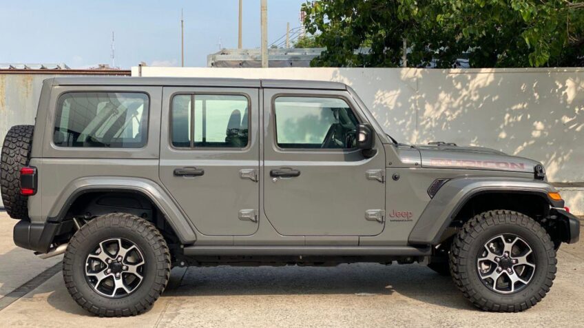 Bán xe Jeep Wrangler Rubicon 2.0 4×4 AT – 2024 Mới
