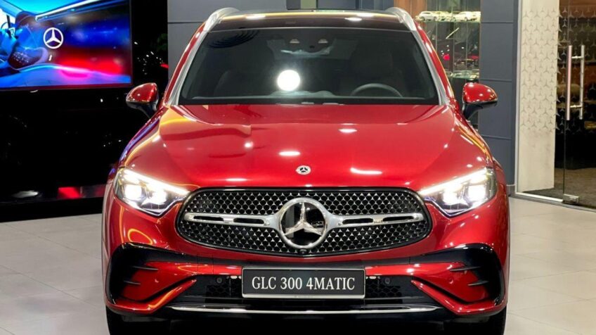 Bán xe Mercedes GLC 300 4Matic AT – 2024 Cũ