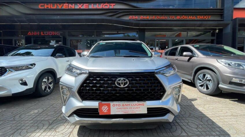 Bán xe Toyota Veloz Cross 1.5 CVT AT – 2022 Cũ