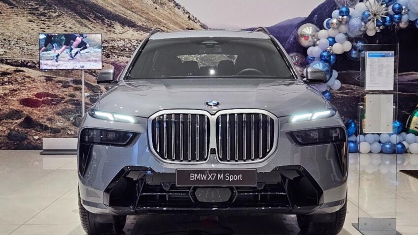 Bán xe BMW X7 xDrive40i M Sport AT – 2023 Mới