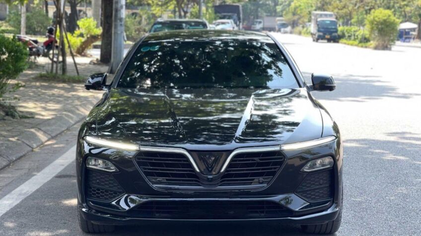 Bán xe VinFast Lux A 2.0 Cao cấp AT – 2022 Cũ