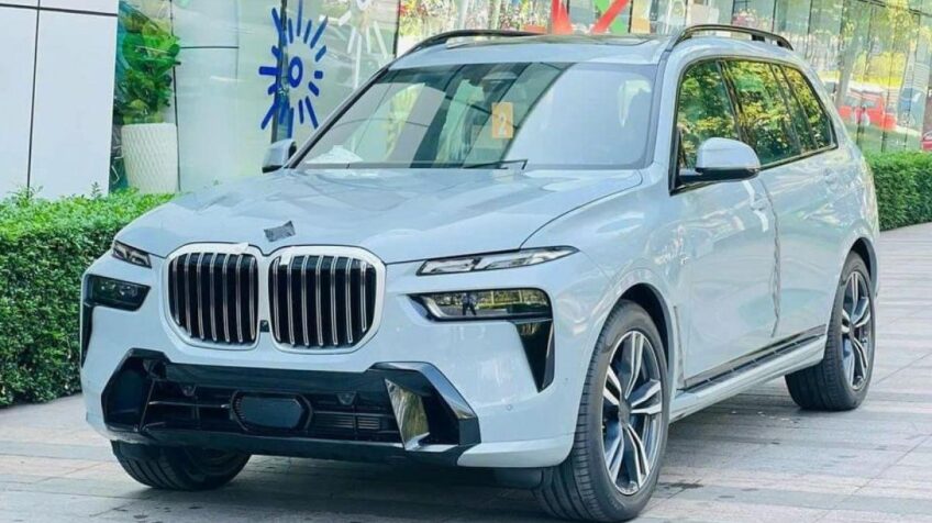 Bán xe BMW X7 xDrive40i M Sport AT – 2023 Mới