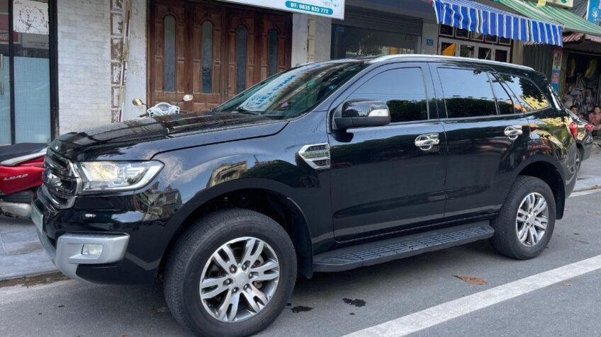 Bán xe Ford Everest Trend 2.2L 4×2 AT – 2016 Cũ