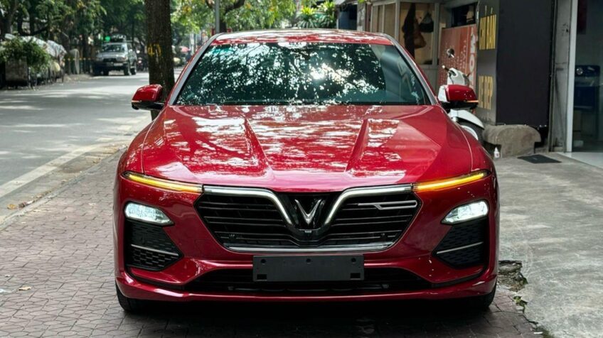 Bán xe VinFast Lux A 2.0 Nâng cao AT – 2022 Cũ