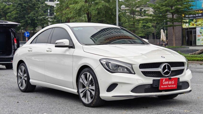 Bán xe Mercedes CLA class 200 AT – 2016 Cũ