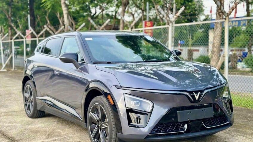 Bán xe VinFast VF7 Plus AT – 2024 Mới