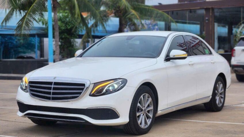 Bán xe Mercedes E class E200 AT – 2019 Cũ