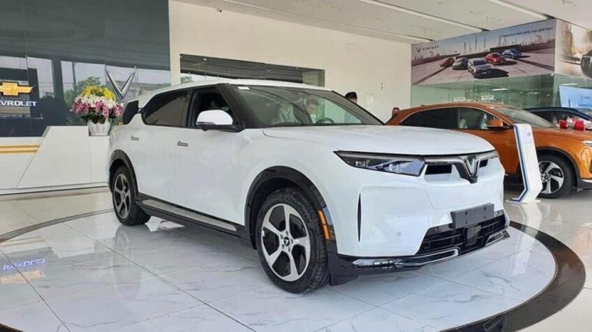 Bán xe VinFast VF9 Eco AT – 2024 Mới
